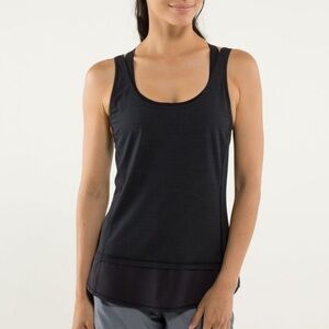 Lululemon Run: Mod Moves Singlet in Black